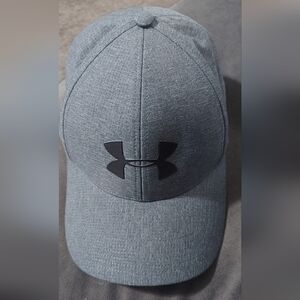 UA mens hat size L/XL
